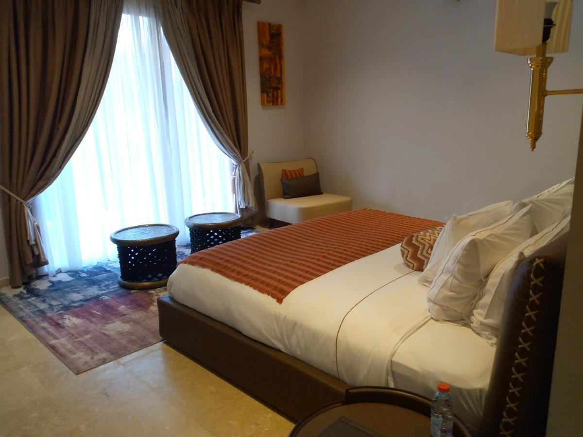 Tagidor Garden Resort And Spa Bangou Exterior photo